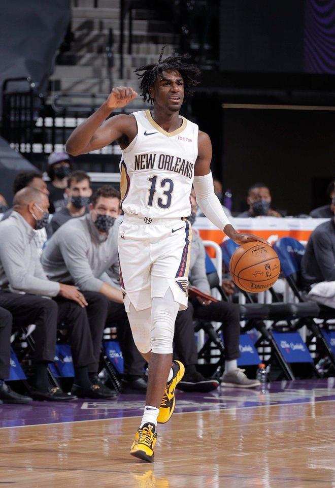 九游体育-西亚卡姆在老鹰比赛中败北，问鼎冠军引发热议！的简单介绍