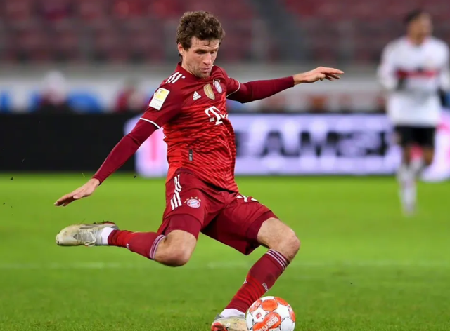 九游娱乐-包含莱万多夫斯基赛事官方发布回归赛场新规，DWG争议不断！的词条